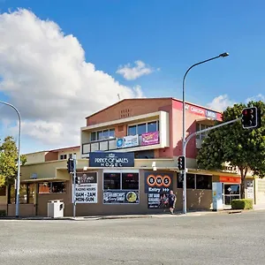 *** Hotel Nightcap At Of Wales Australia
